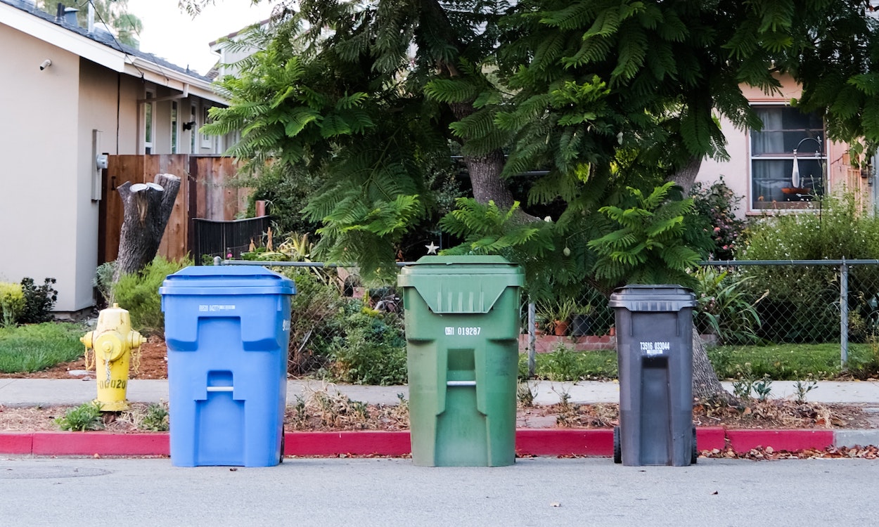 Best Outdoor Trash Can with Lid and Wheels Baby Bargains